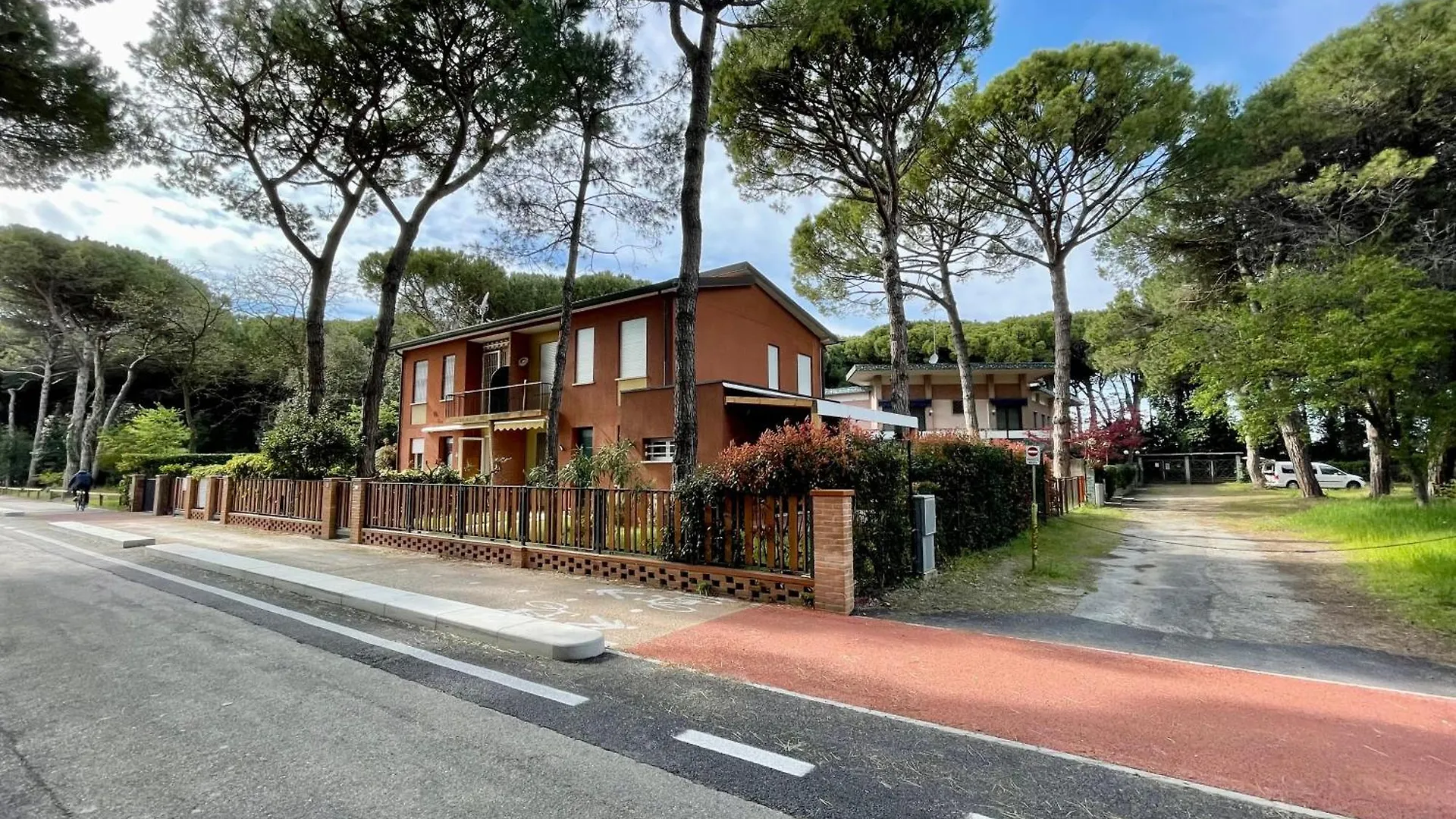 Apartment Appartamento Villa Alba Nel Cuore Della Pineta Lido di Jesolo
